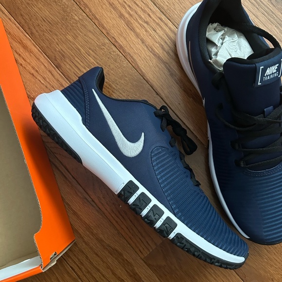 Brand new navy blue Nike Flex Control TR4 men size 11 sneaker. - Picture 5 of 6